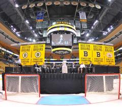 Boston Bruins applique championship banners