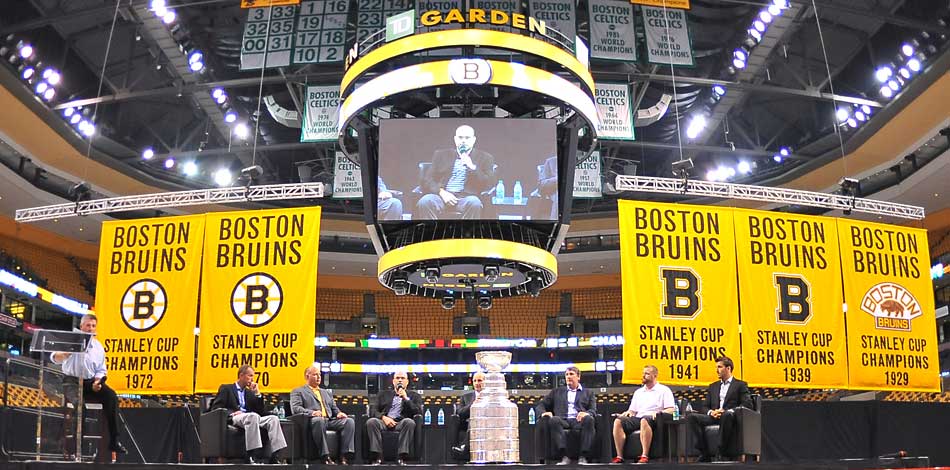 Boston Bruins Blades Stanley Cup Champions Banner Mascot